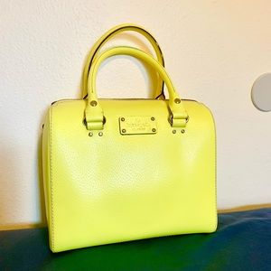 Lemon 🍋 yellow Kate spade bag.